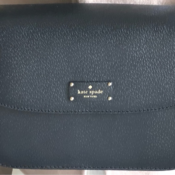 kate spade messenger bag in black leather. NWOT - Picture 3 of 5